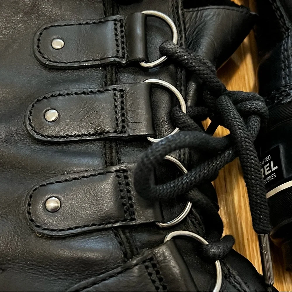 Sorel Joan of Arctic Lux Leather Black Winter Boots with Fur Trim - Picture 3 of 8